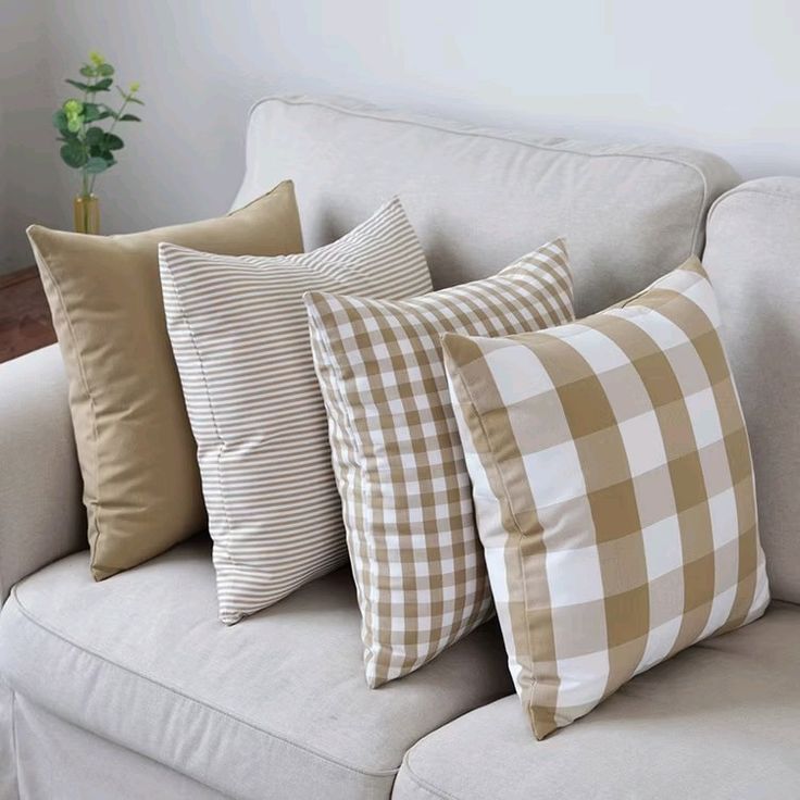 Bantal Sofa